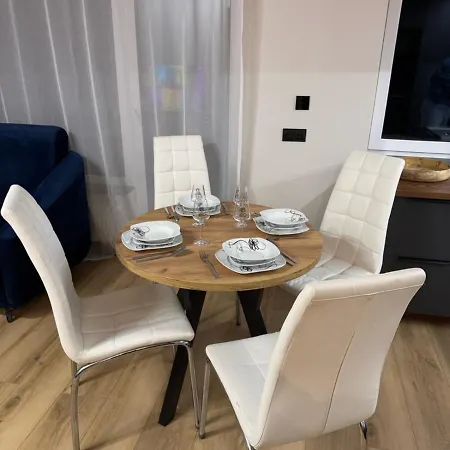 Apartman Zdrowie *